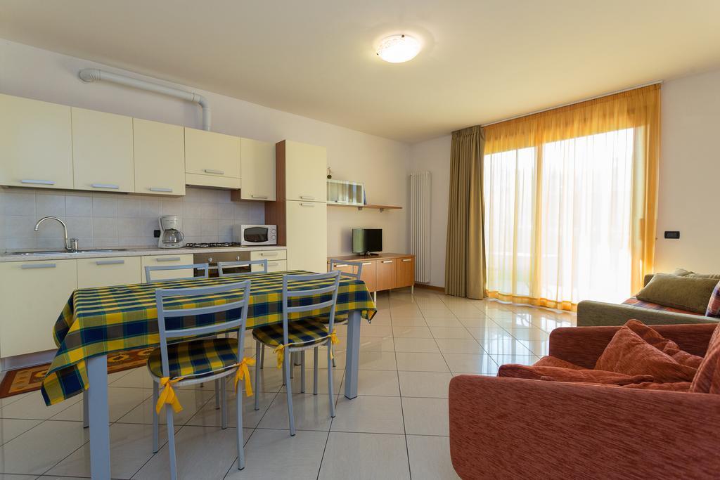 Residenza Orchidee Aparthotel Lazise Exteriör bild