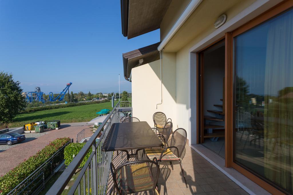 Residenza Orchidee Aparthotel Lazise Exteriör bild