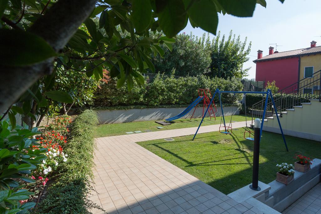 Residenza Orchidee Aparthotel Lazise Exteriör bild
