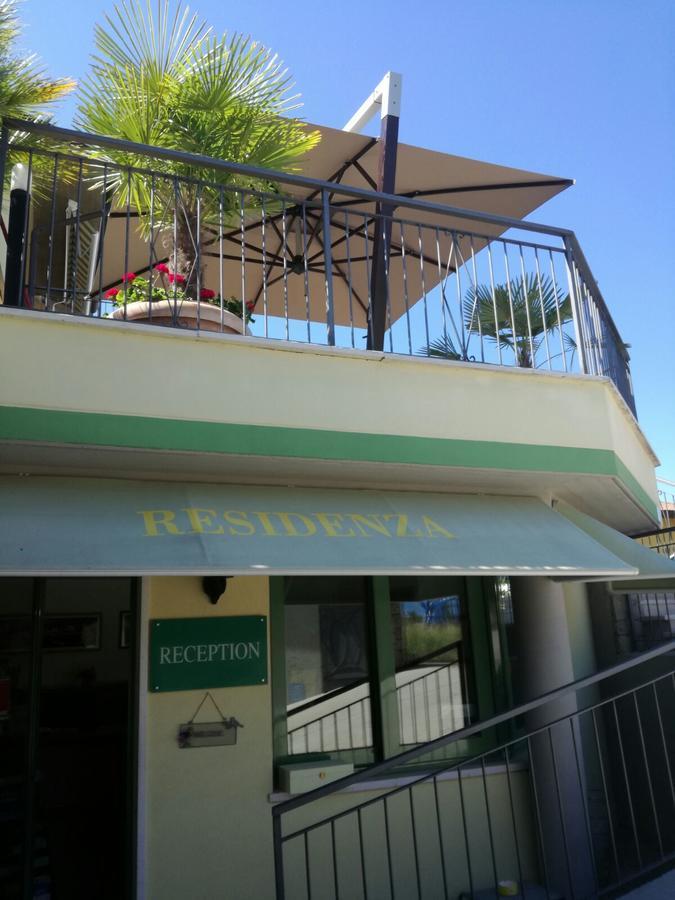 Residenza Orchidee Aparthotel Lazise Exteriör bild