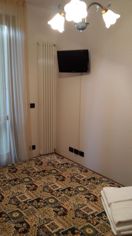Residenza Orchidee Aparthotel Lazise Exteriör bild