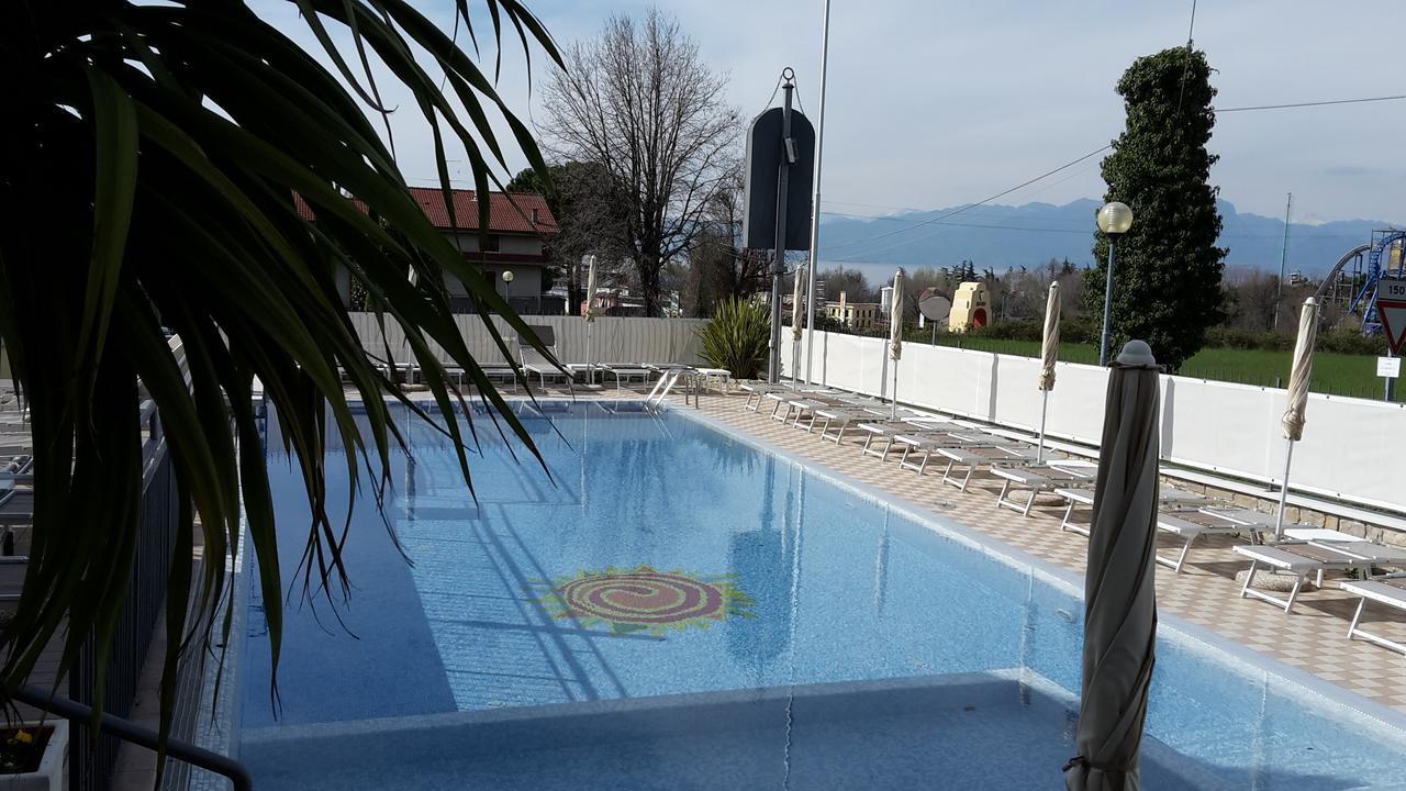 Residenza Orchidee Aparthotel Lazise Exteriör bild